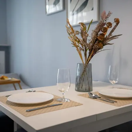 Airport With Private Terrace Varsóvia