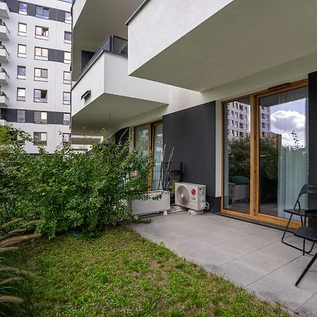 Airport With Private Terrace Warszawa