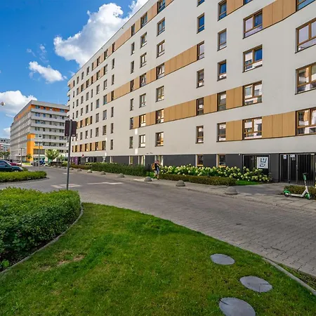Apartment Airport With Private Terrace Warsaw