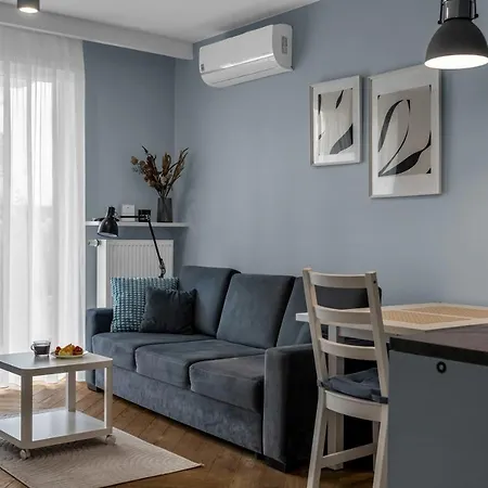 Apartment Airport With Private Terrace *